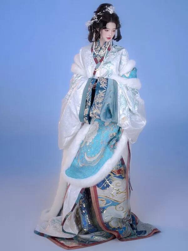 New Hanfu Women Zhan Guo Robe  - đánh giá và giá Embroidery Cotton
