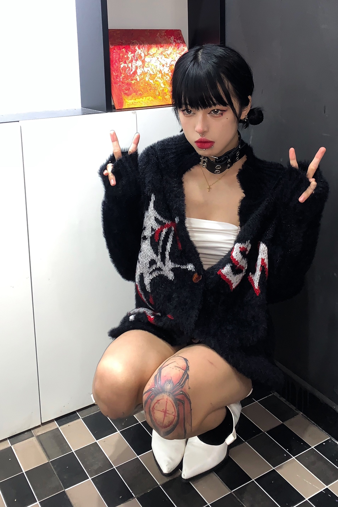 Bông Tai Kẹp Áo Len Nữ Ngực Đơ - đánh giá và giá Embroidery Gothic