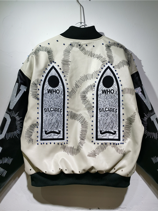 Gothic Totem Embroidery Jacket - đánh giá và giá Embroidery Gothic