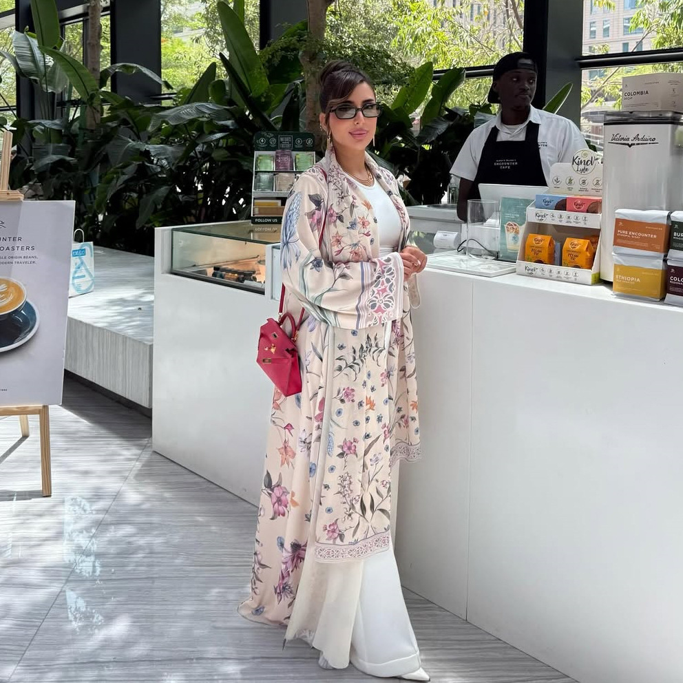 2025 Women Muslim Dress Elegan - đánh giá và giá Embroidery Abaya